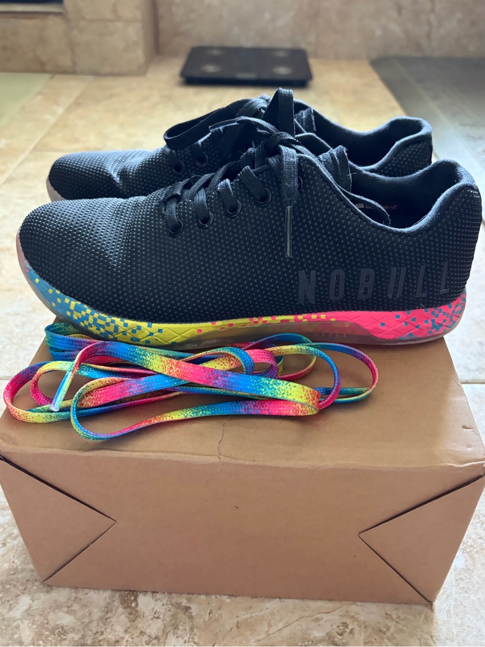 NOBULL Low Black Glitch Trainer size 9